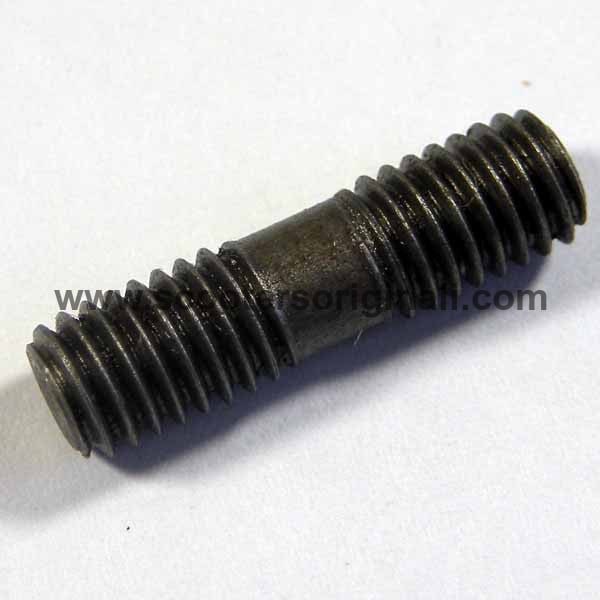 Lambretta: Stud, Rear Hub Bearing Retaining Plate