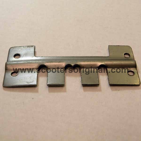 Lambretta: Panel Clip Plate - GP/Serveta