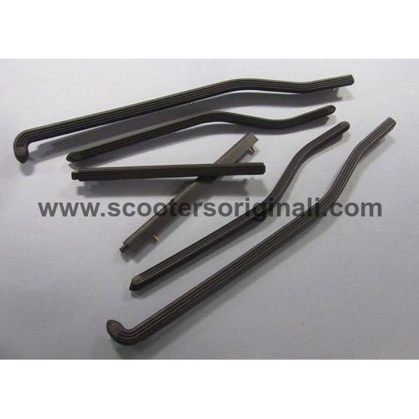 Lambretta Floor Plastics - Series 3 - Black -  Set/6 - fits Li / TV / SX / Special - Scootopia