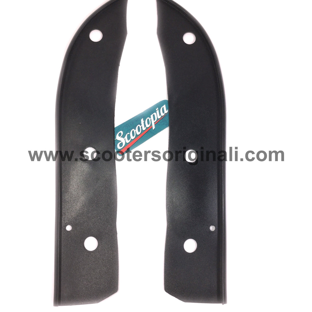 Lambretta Front Fender Gaskets - Series 3 Serveta Li 125/150 - Black - Scootopia