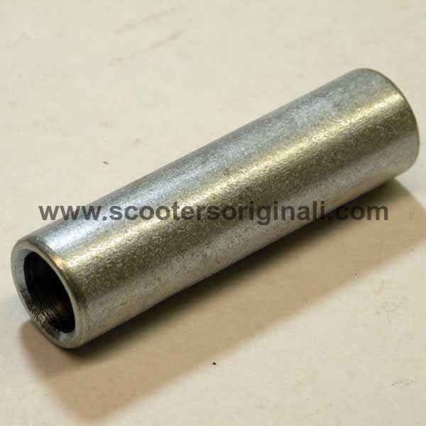 Lambretta: Front Axle Bearing Spacer Tube