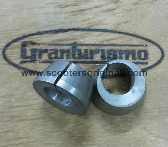 Lambretta Engine Bolt Frame Eccentric Off-Set frame Cones - Gran Turismo