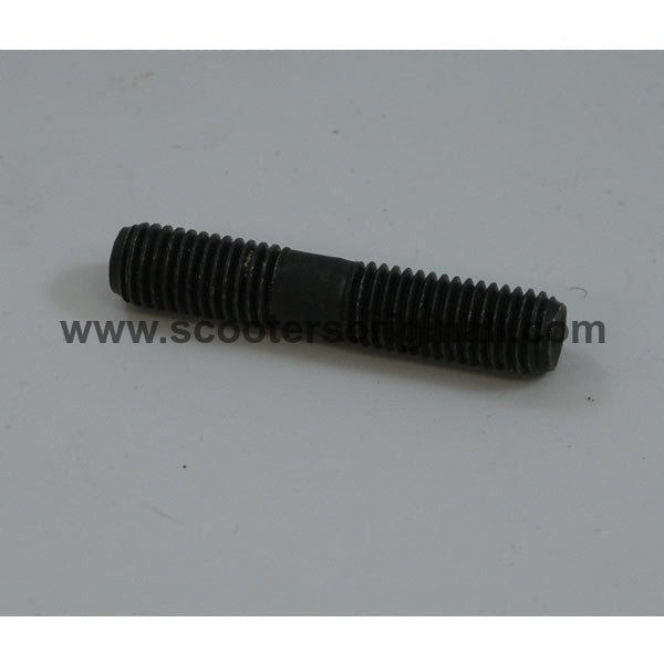 Vespa: Crankcase Stud- Carb Box Retaining - Piaggio