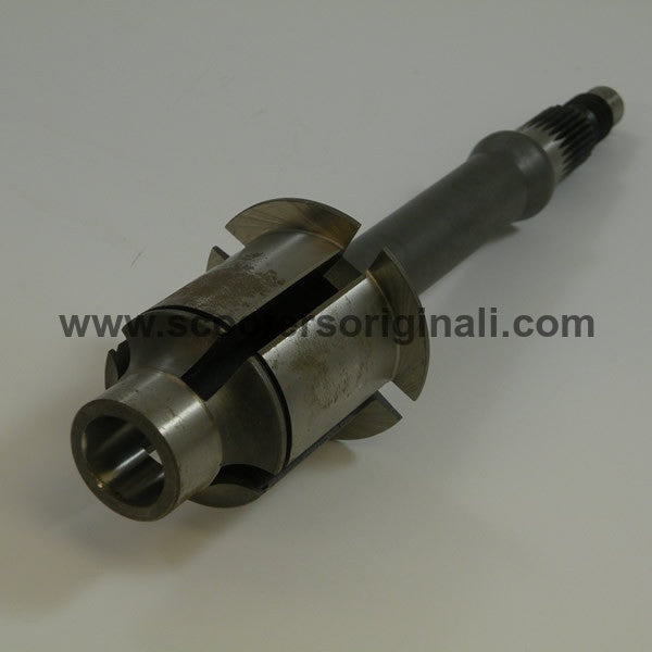 Vespa: Rear Axle Shaft - early PX150E, PX200E
