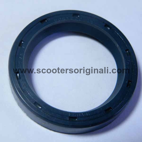 Vespa: Rear Hub Seal - Most 1960s and 1970s Vespas