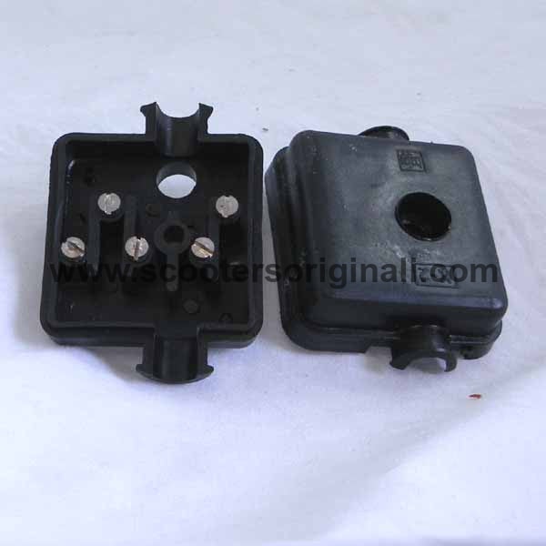 Vespa: Engine Junction Box - Bajaj