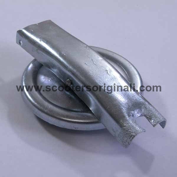 Gas Tank Lid w/ bracket-Most Large Body