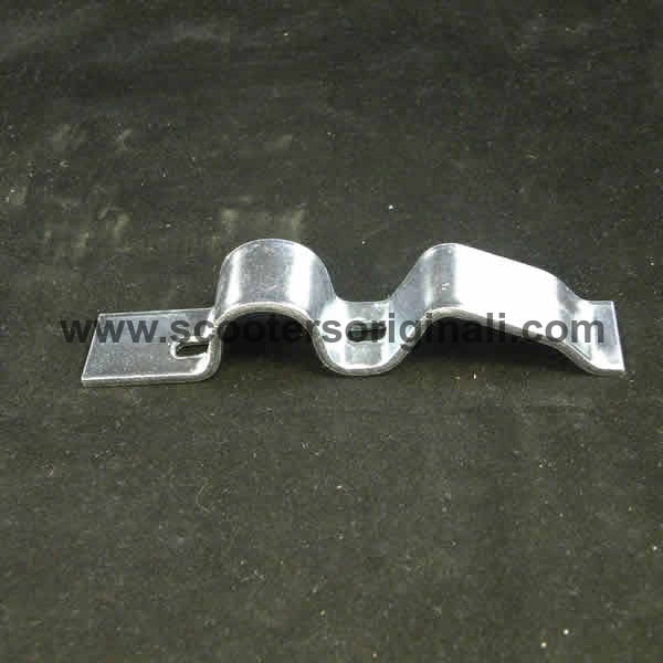 Vespa: Centerstand Bracket - P series Left Hand
