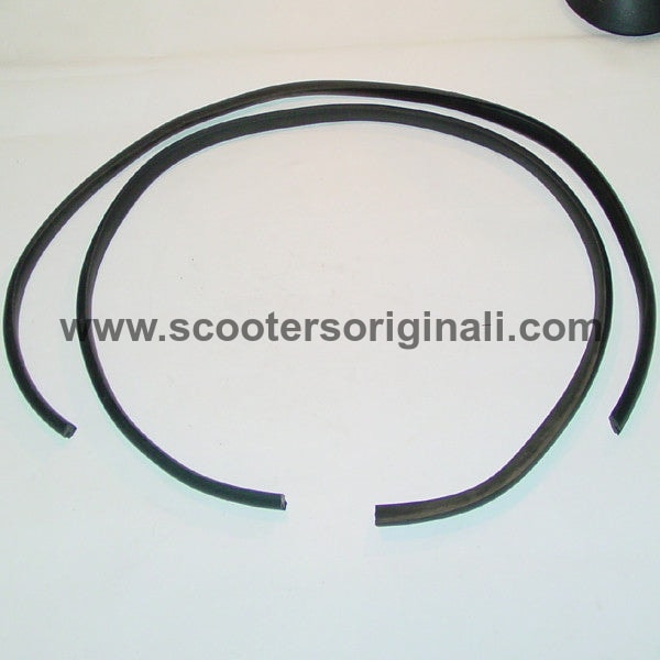 Vespa: Side Panel Rubber - PE Piaggio Pair