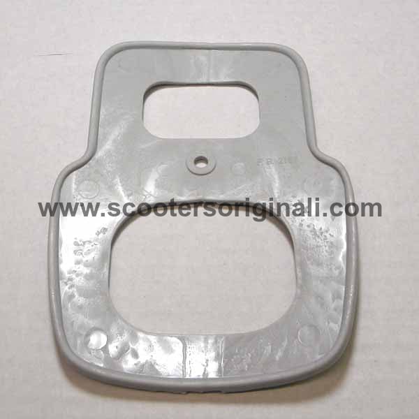 Vespa: Tail Light Gasket - Euro Small Frame