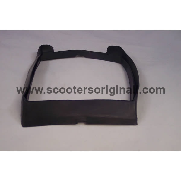 Vespa: Tail Light Gasket- P Series Euro