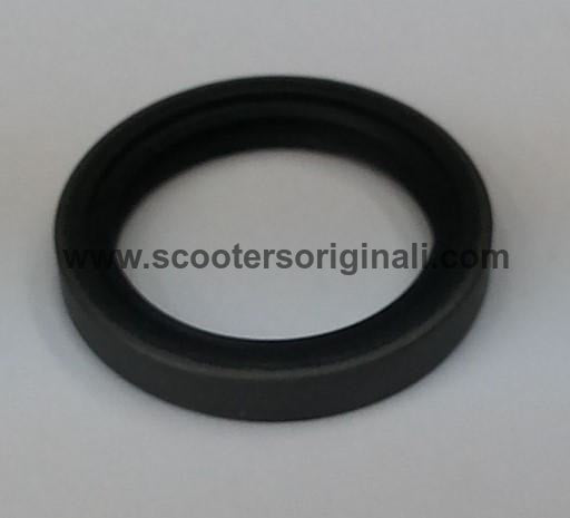 Vespa Oil Seal Front Hub - PX / T5 - Piaggio