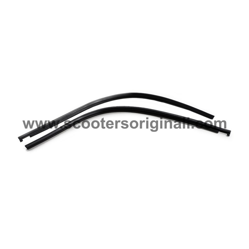 Lambretta Rubber Gasket - Horncast Side - Series 3 / GP - Black - Scootopia