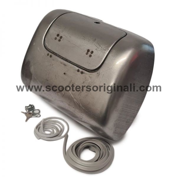 Lambretta Series 3 LI SX - Metal Legshield Toolbox - Glovebox - Scootopia