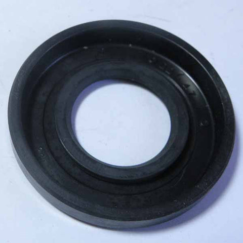 Vespa: Clutch Seal - Small Frame, Clutch side Crankshaft Seal