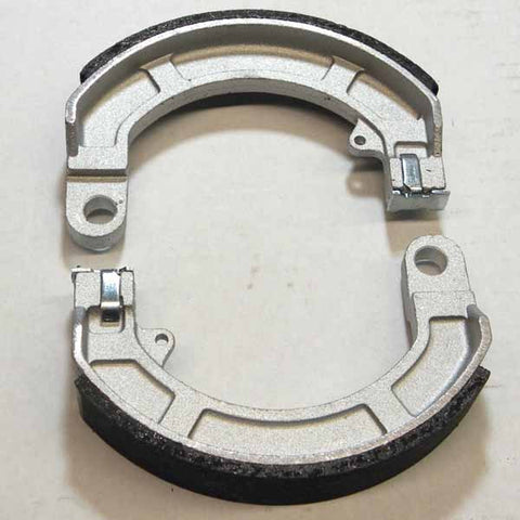 Vespa: Front Brake Shoes - Rally / Sprint / GL / GS160 / SS180
